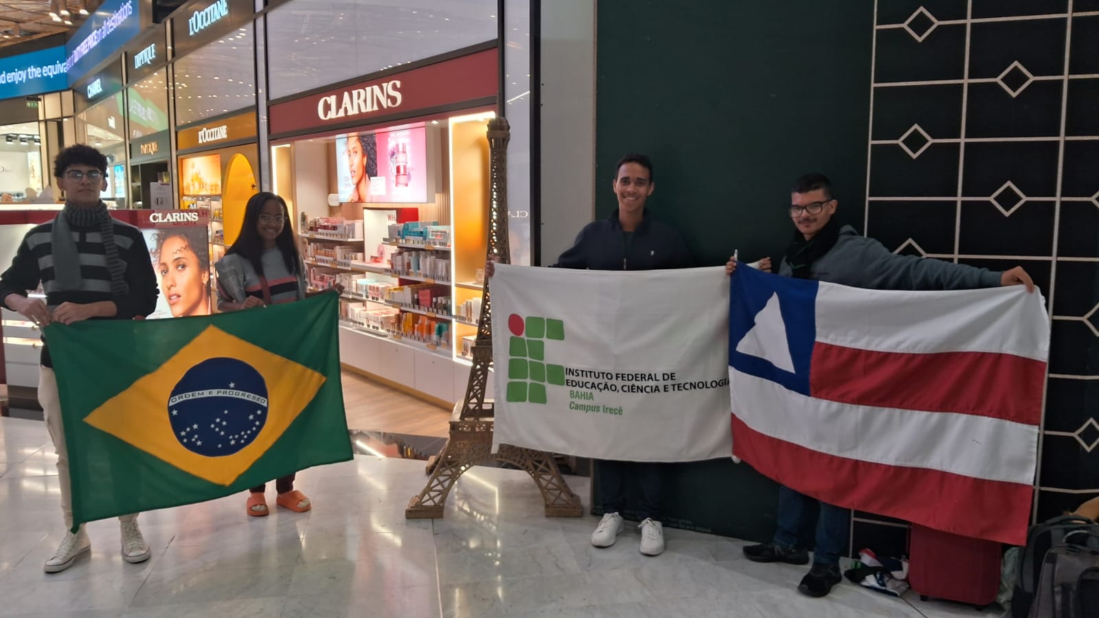 Jovens Estudantes da Região de Irecê Representam o Brasil em Competição Internacional de Matemática na Tailândia